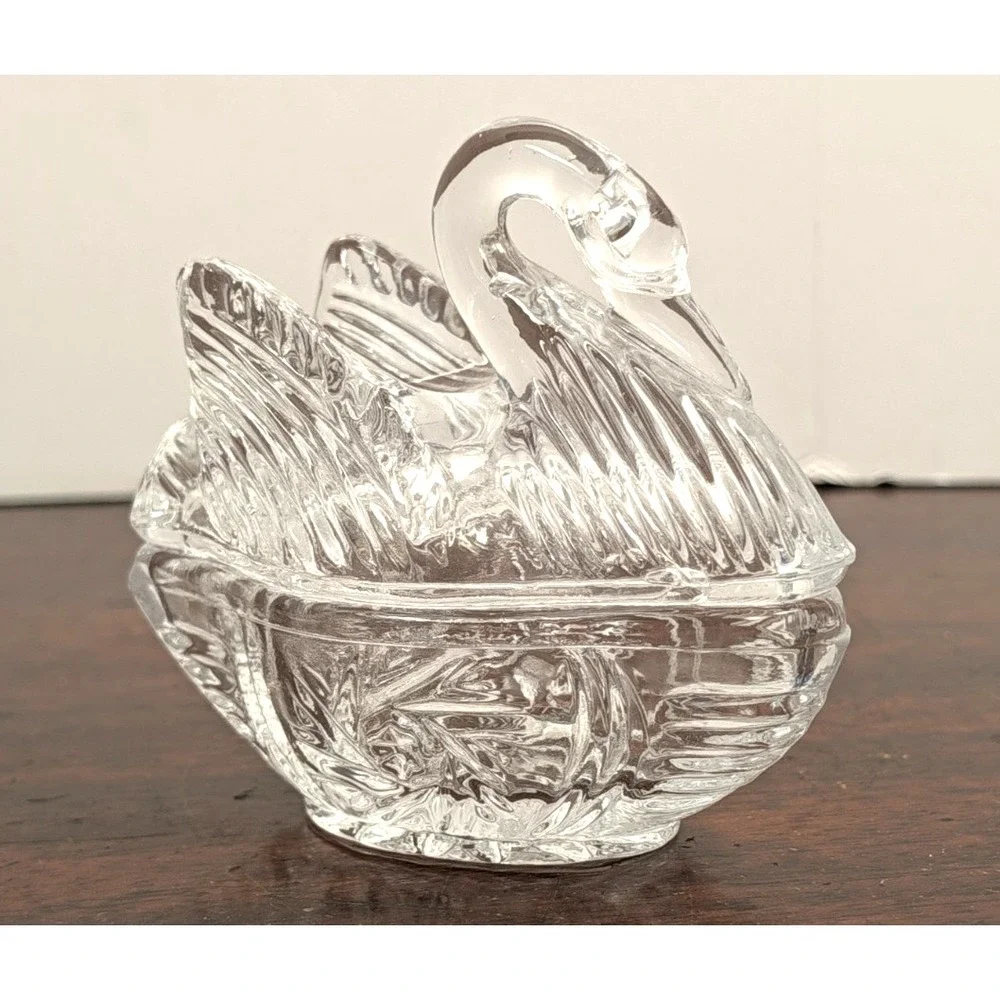 Vintage Clear Glass Swan Covered Dish Trinket Box Romantic Cottagecore Decor